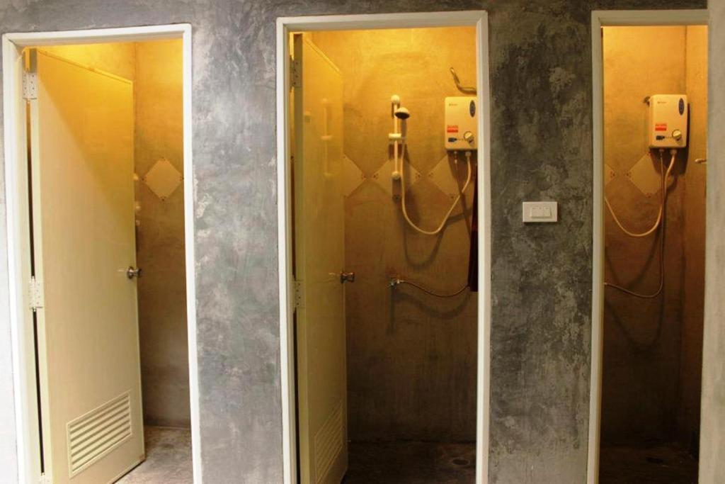 Tid Tarad Hostel HHQ Room photo